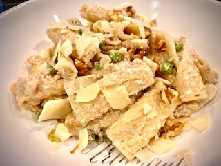 lemon_pasta_with_peas_and_parmesan