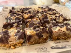 Chocolate peanut butter bars
