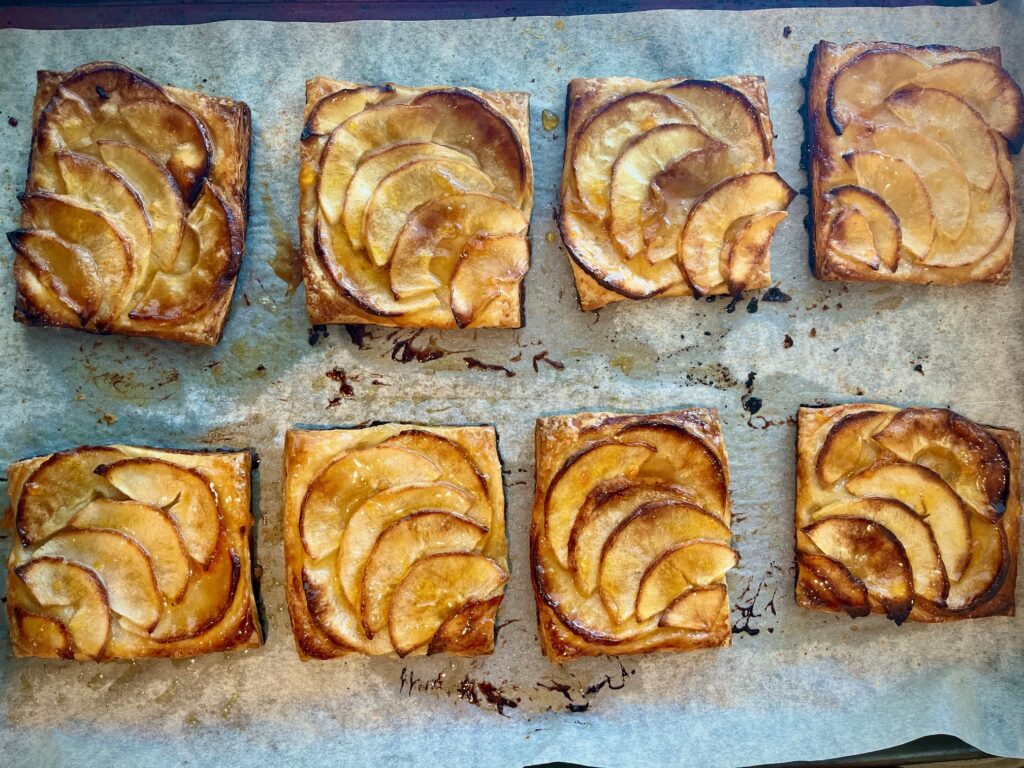 square apple tart